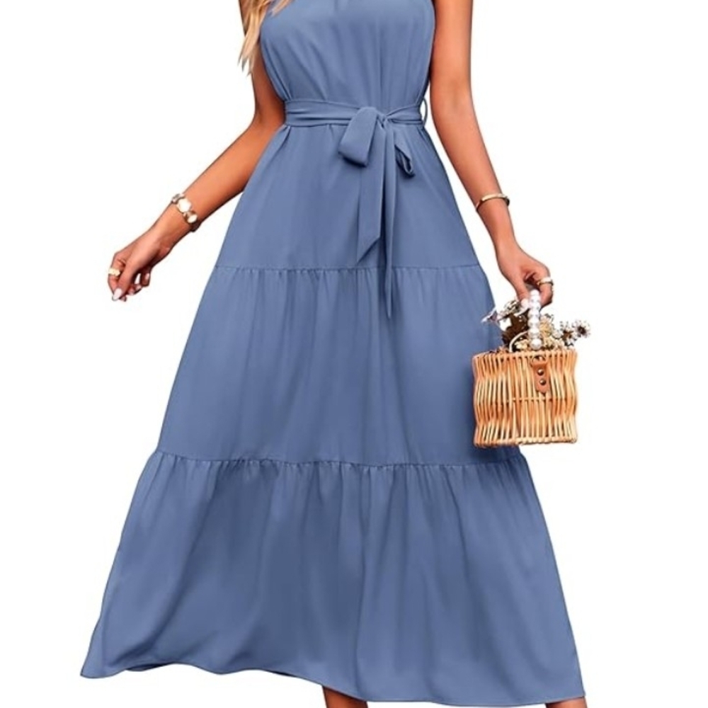 Pretty Garden Sleeveless Tiered Maxi Dress in Dusty Blue Textured Print